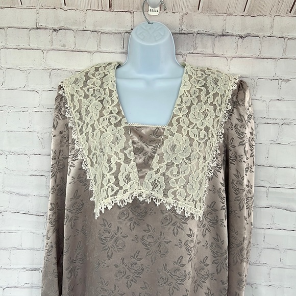 Vintage Scott McClintock satin floral sleepwear gown - Picture 2 of 12